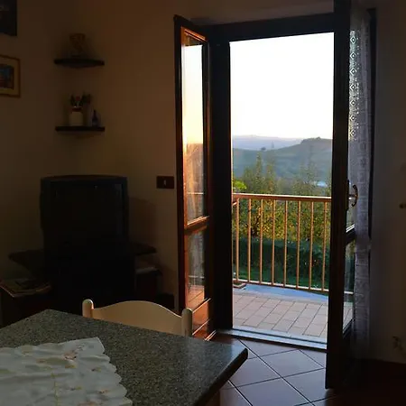 Rosa Apartment Castelnuovo (Asti)